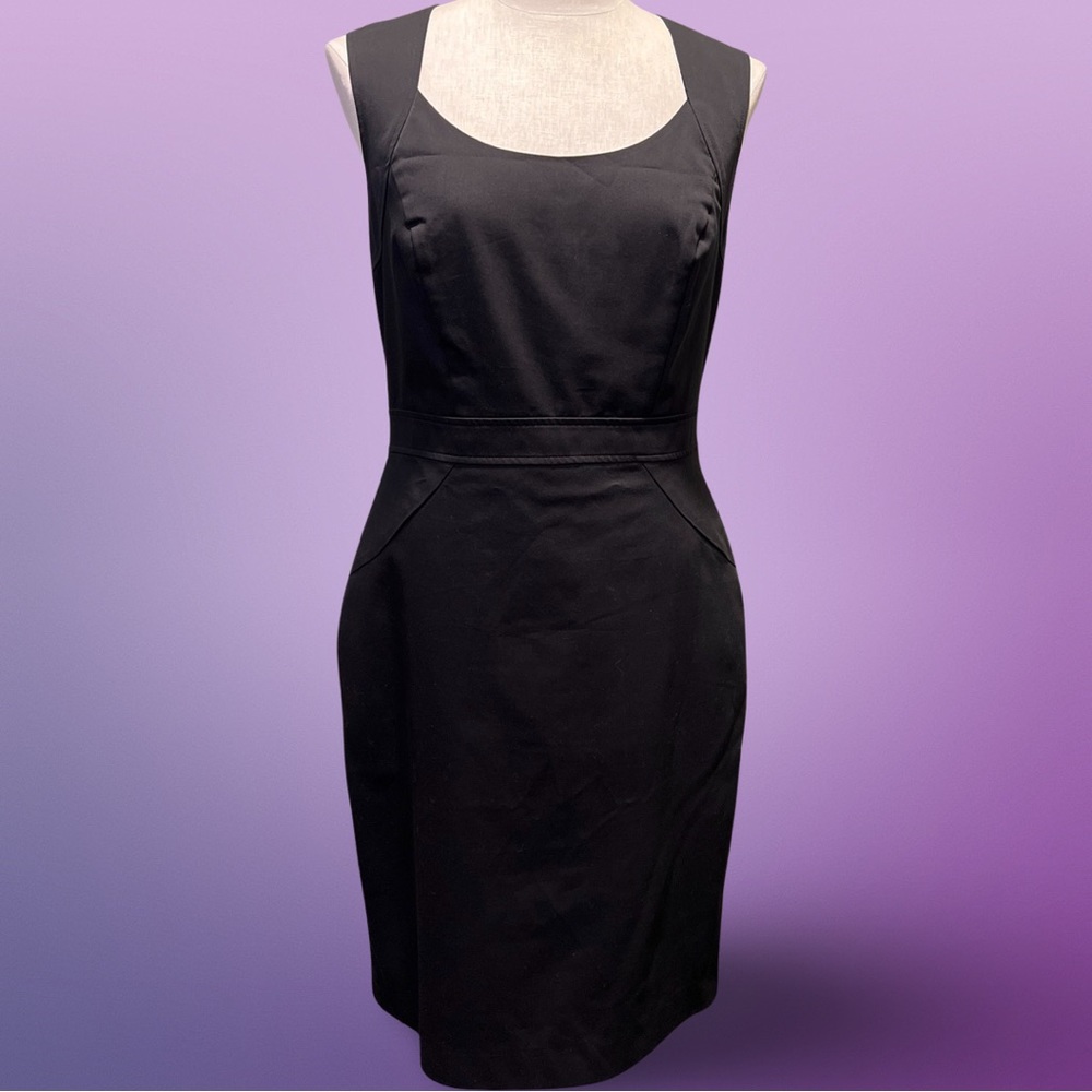 Ann Taylor sz 8 Black knee length open back dress